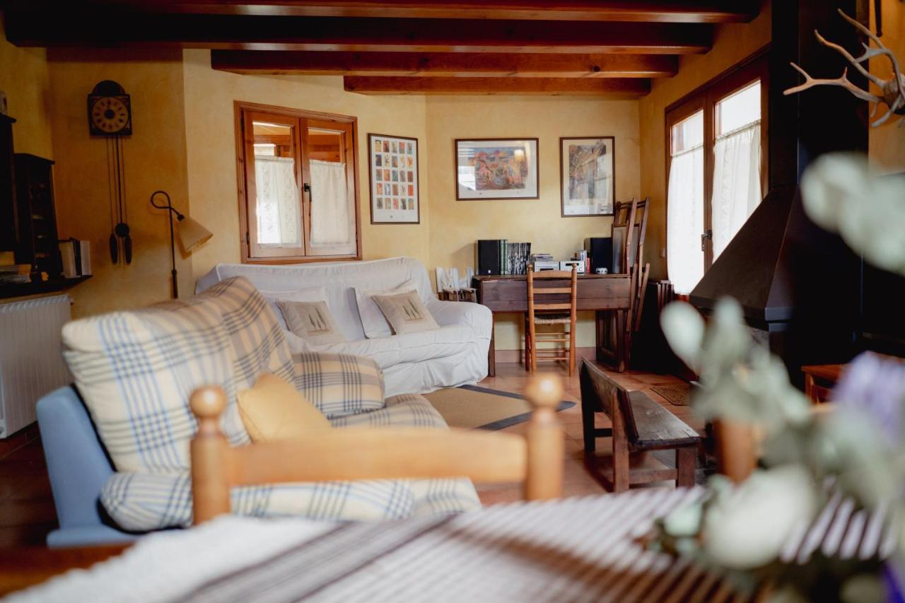 El Xalet De La Vall De Cardos Lladros Extérieur photo