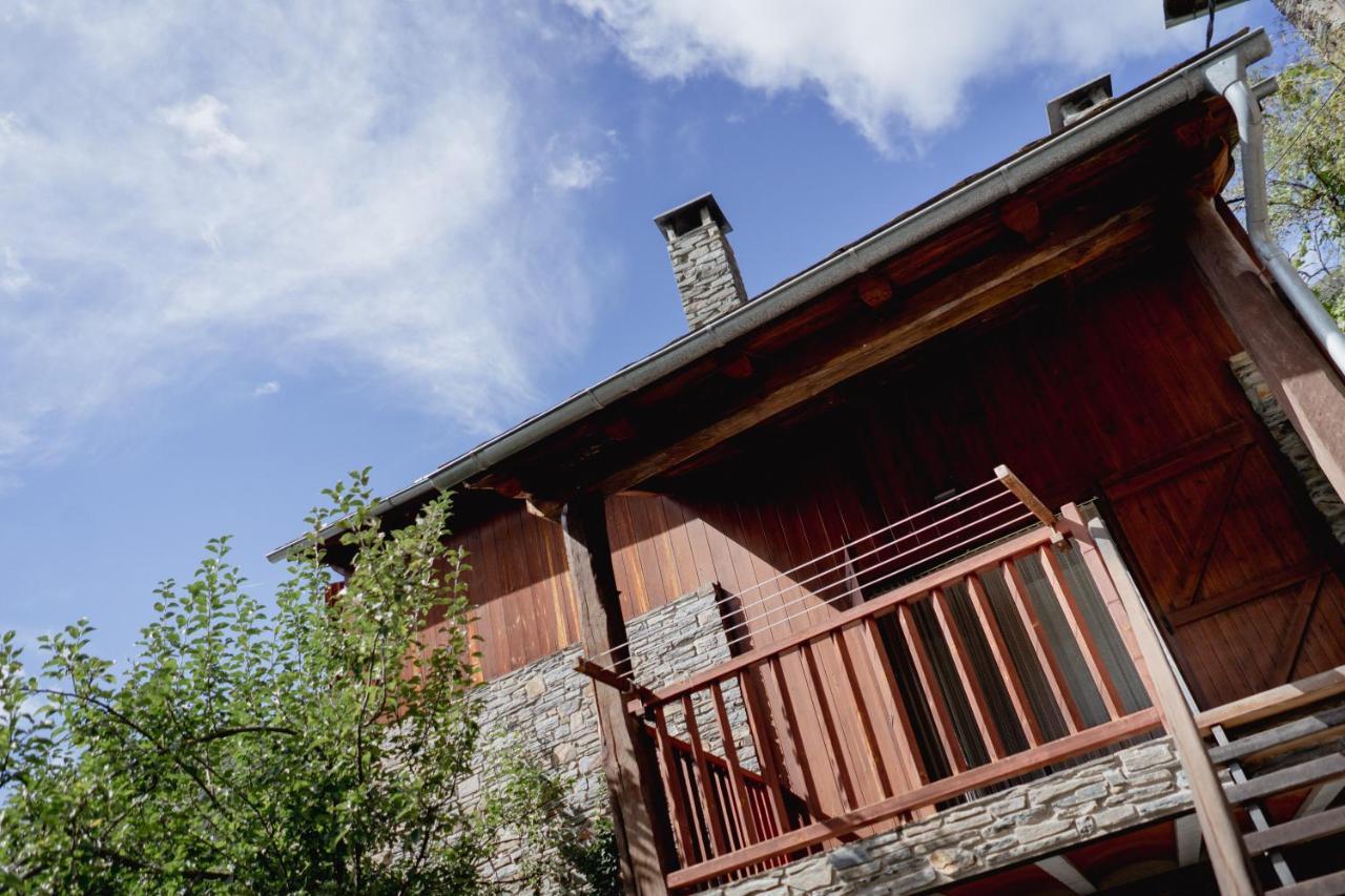El Xalet De La Vall De Cardos Lladros Extérieur photo