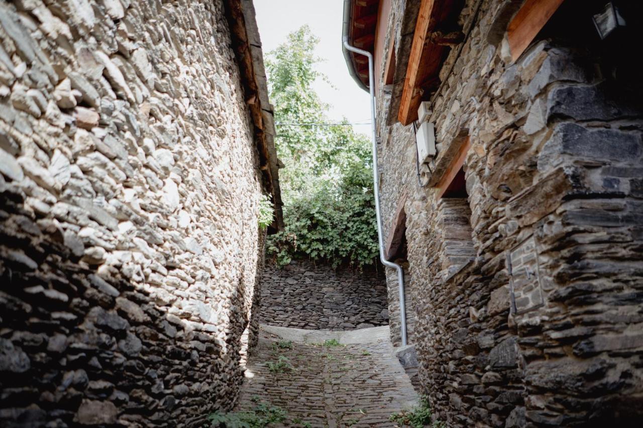 El Xalet De La Vall De Cardos Lladros Extérieur photo