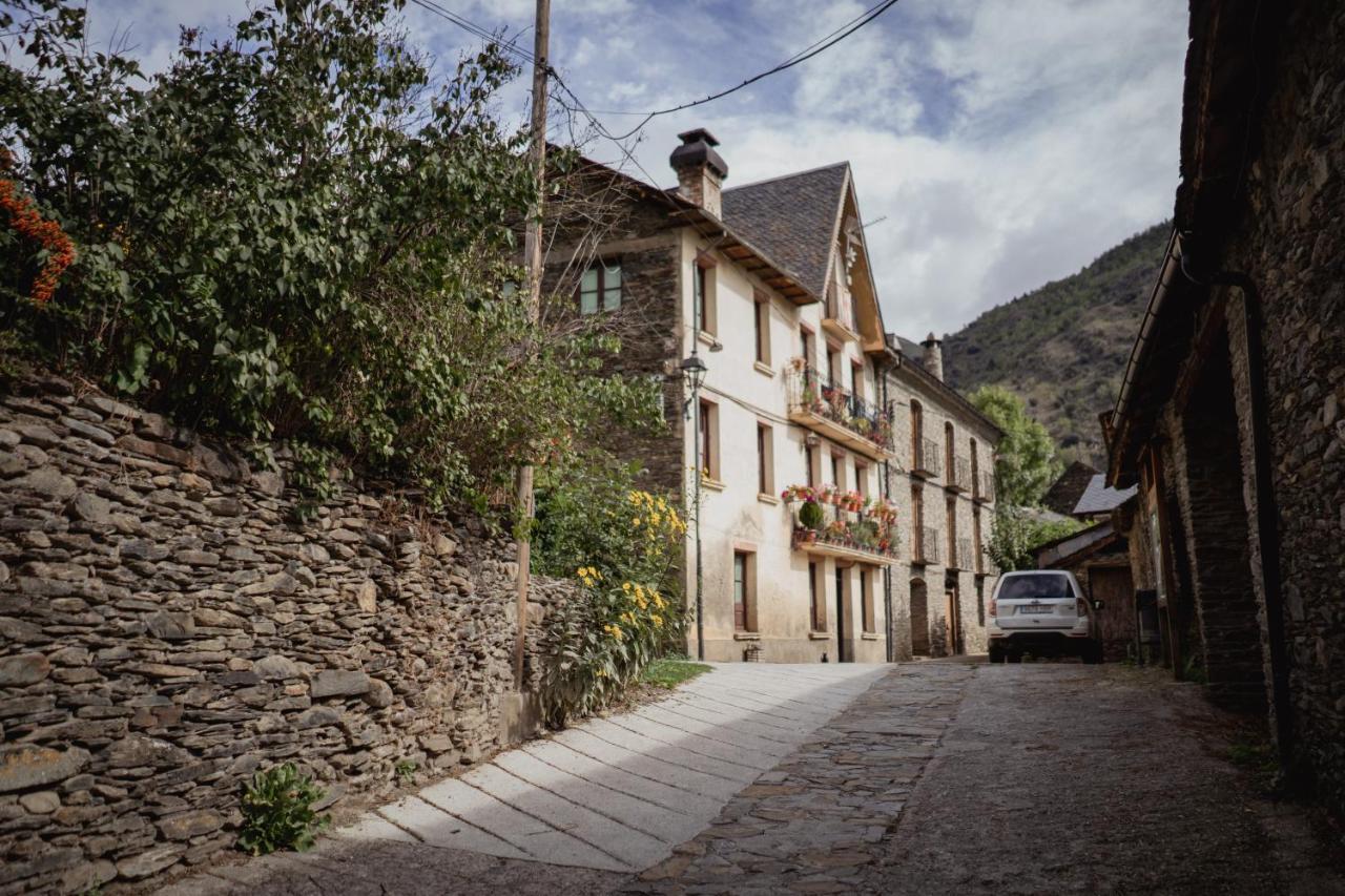 El Xalet De La Vall De Cardos Lladros Extérieur photo