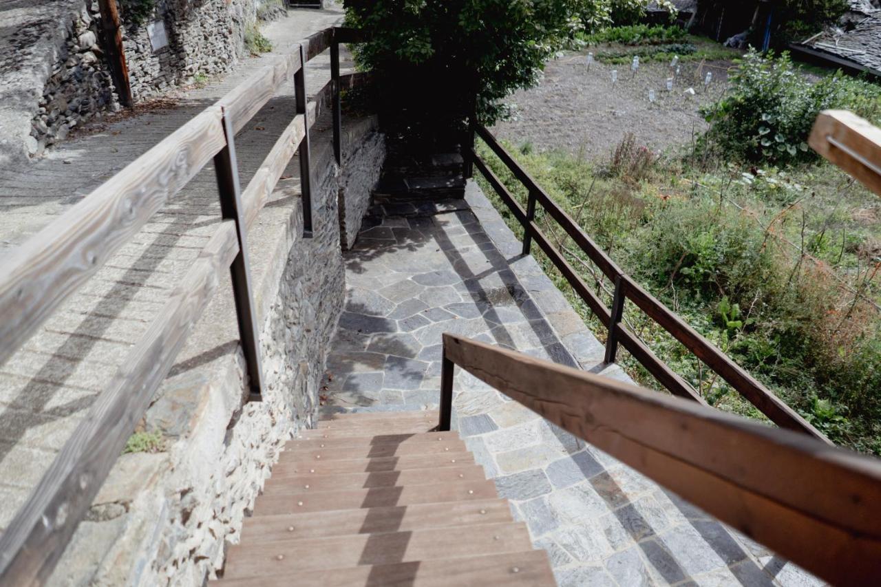 El Xalet De La Vall De Cardos Lladros Extérieur photo
